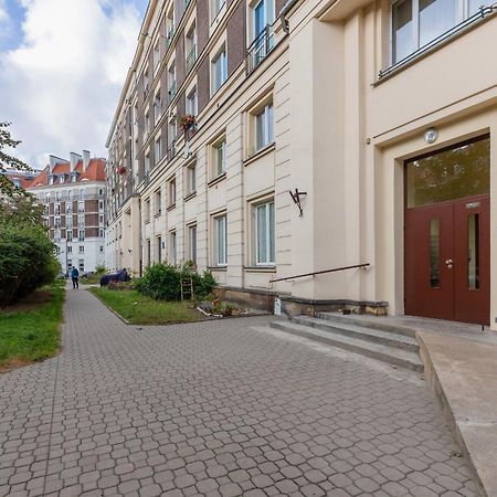 Aleja Wyzwolenia Studio with Mezzanine Warsaw Downtown by Noclegi Renters Kültér fotó